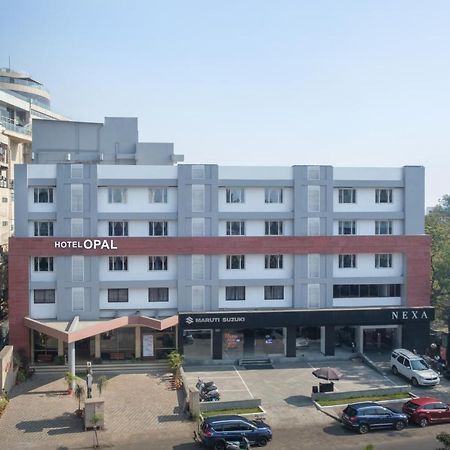 Hotel Opal Kolhapur Bagian luar foto