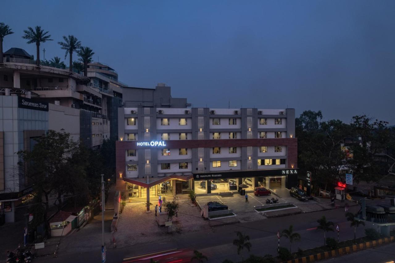 Hotel Opal Kolhapur Bagian luar foto