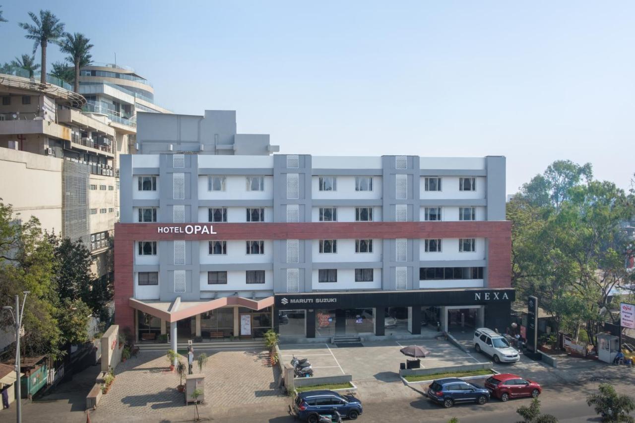 Hotel Opal Kolhapur Bagian luar foto