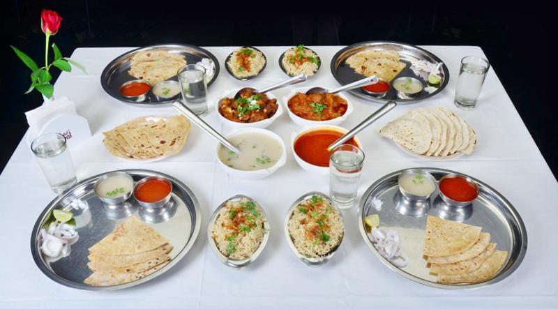 Hotel Opal Kolhapur Bagian luar foto
