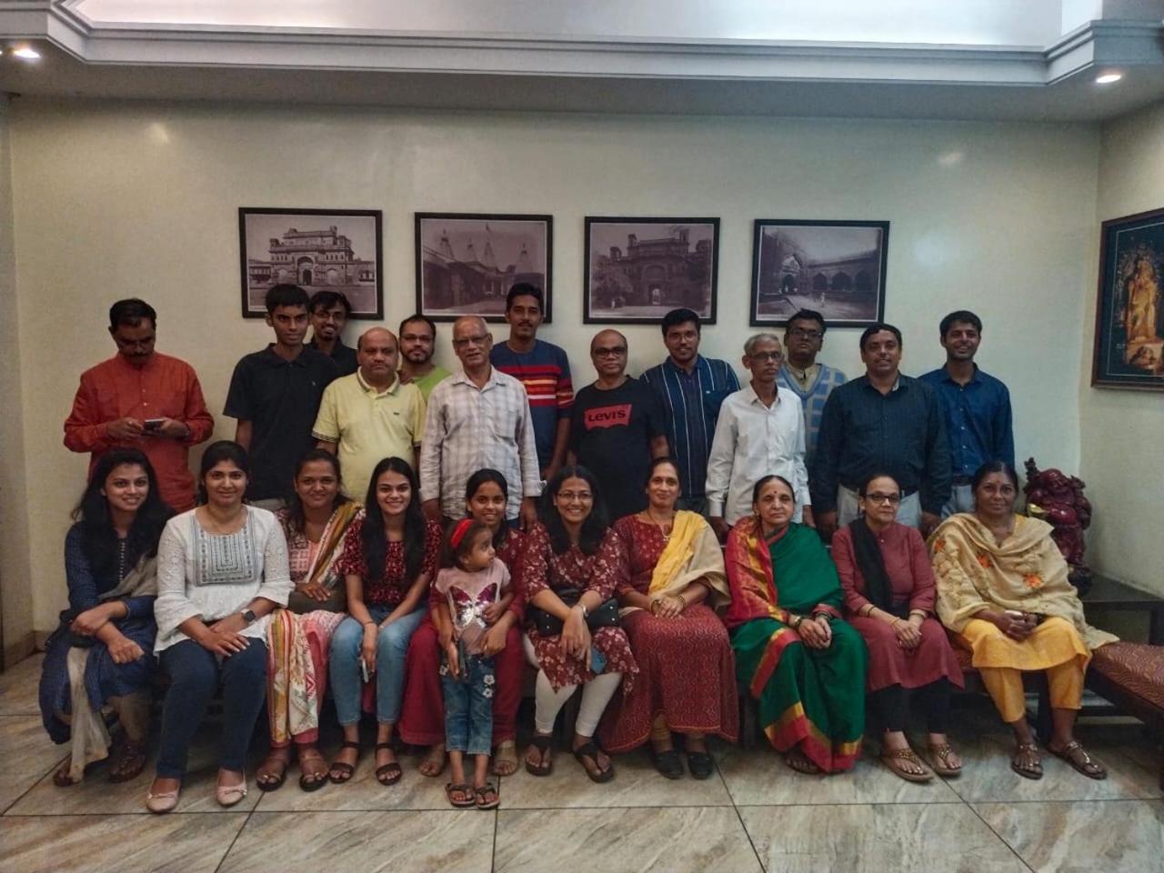 Hotel Opal Kolhapur Bagian luar foto