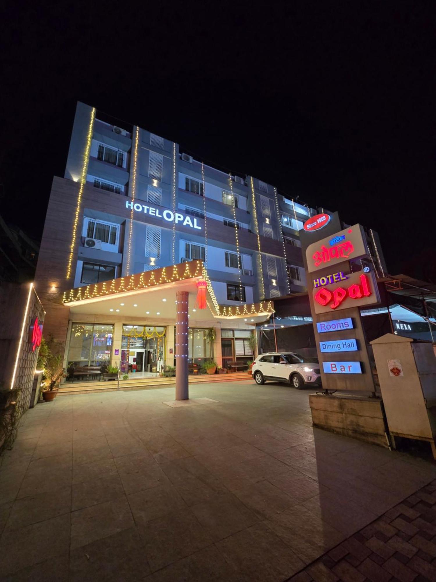 Hotel Opal Kolhapur Bagian luar foto